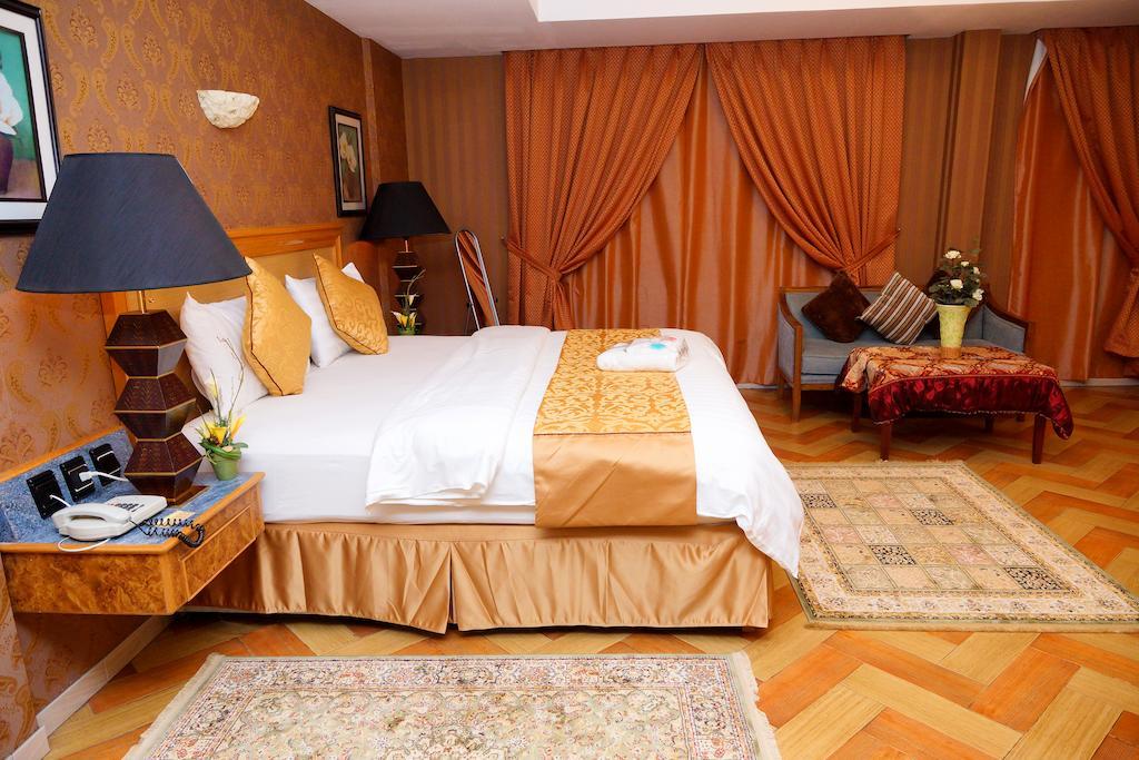 Mansour Plaza Hotel Apartments Даммам Екстер'єр фото